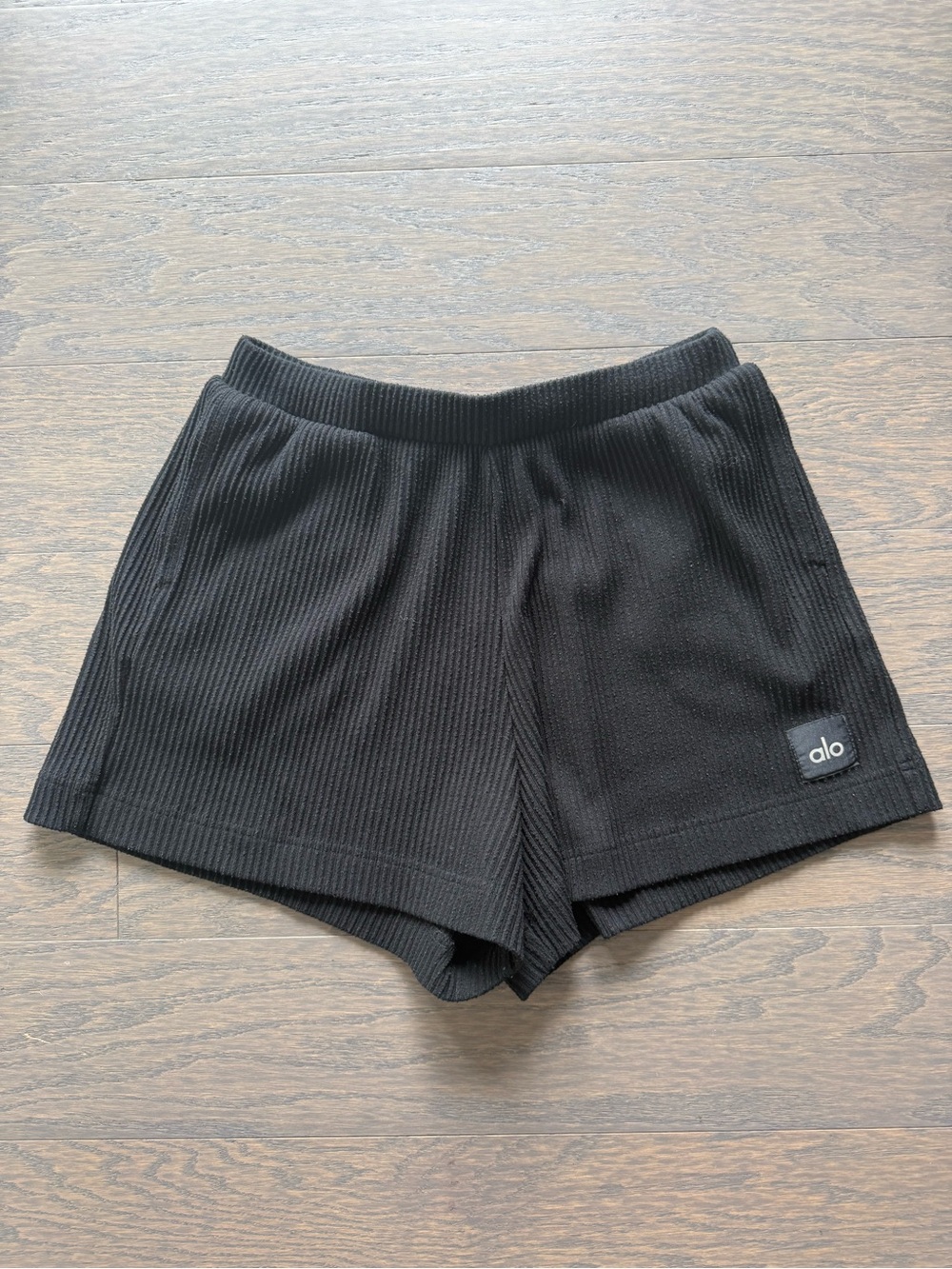 Alo Black Muse Shorts